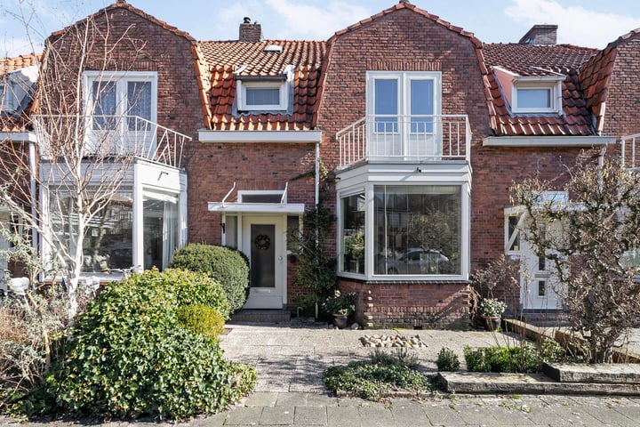Auke Stellingwerfstraat 3 in Leeuwarden foto