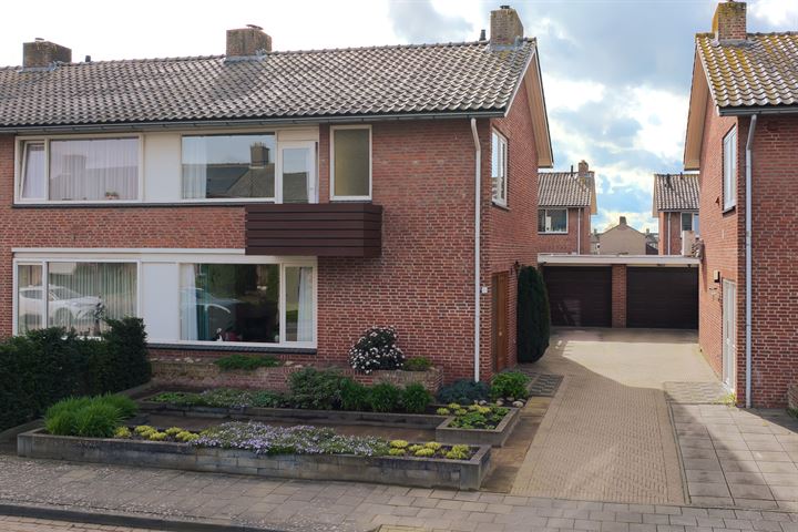 Auriga 10 in Veldhoven foto