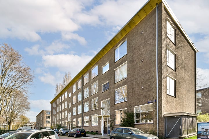 Avogadrostraat 2-2 in Amsterdam foto