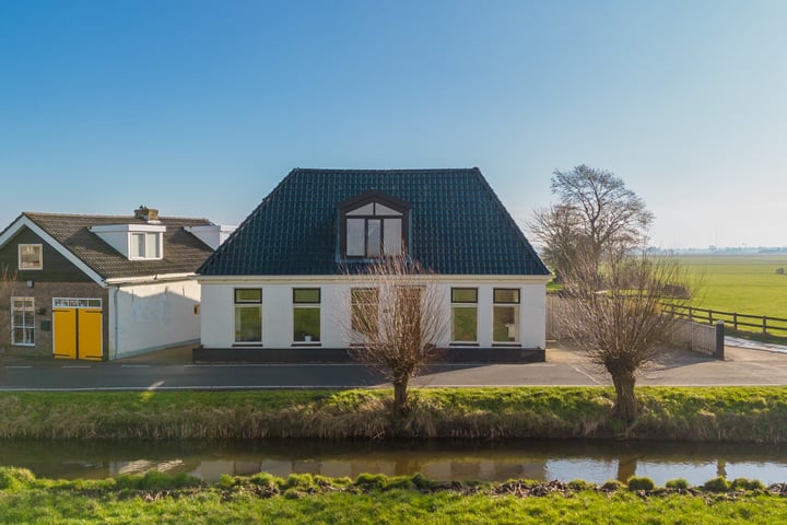 Ayttawei 16 in Reduzum foto