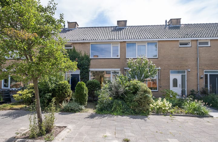 Azalealaan 6 in Heerhugowaard foto