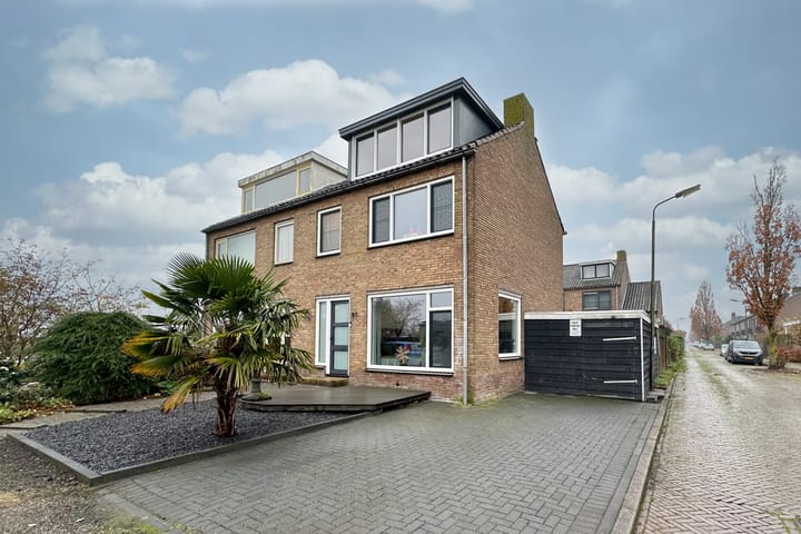 Azalealaan 95 in Boskoop