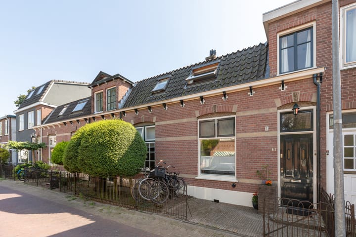Azaleastraat 21 in Hilversum