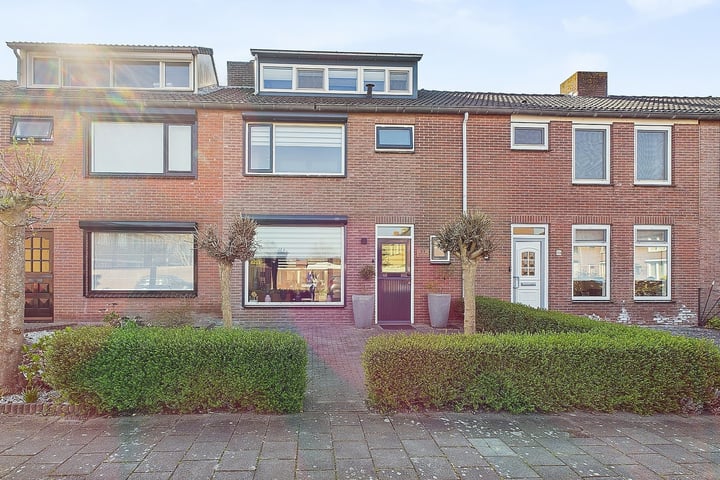Foto van woning Azaleastraat 22, Hoek