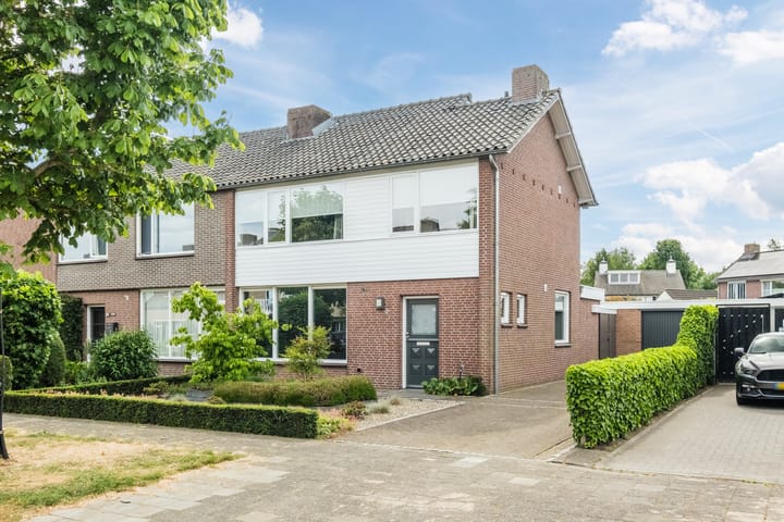 Foto van woning Azaleastraat 24, Sint-Oedenrode