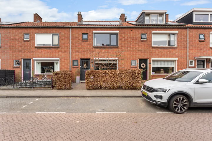 Azaleastraat 6 in Alblasserdam foto