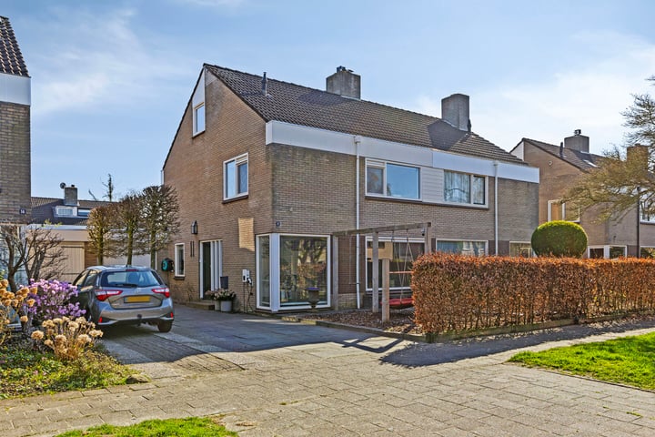 Azaleaweg 12 in Paterswolde foto