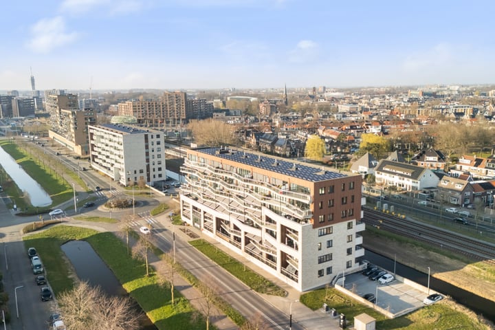 Aziëlaan 379 in Alphen aan den Rijn foto
