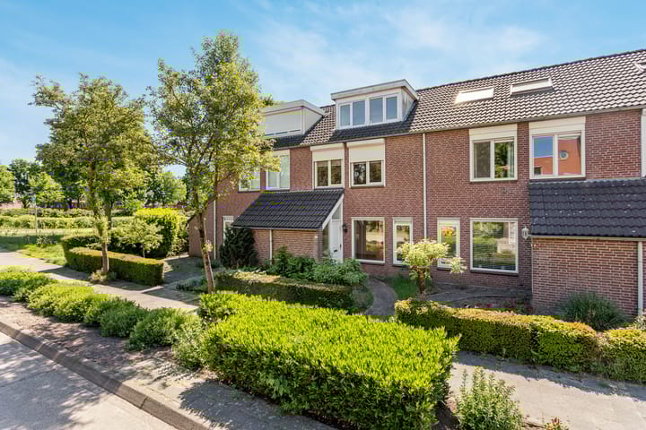 B.A.A. Engelbertinklaan 3 in Oldenzaal foto