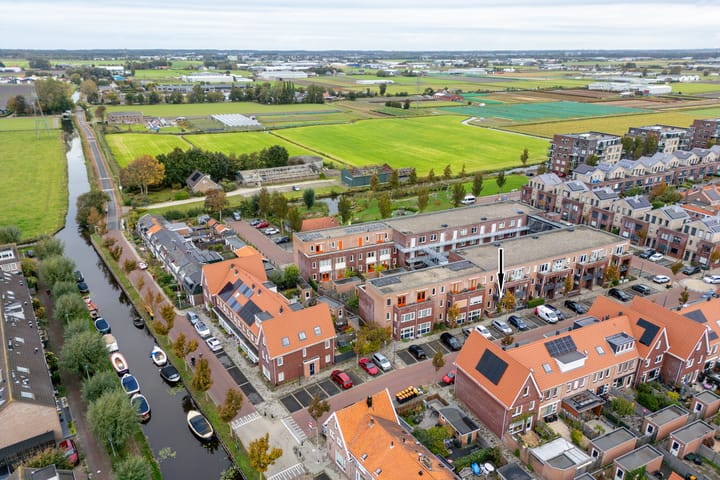 B.G.J. Berntzenstraat 9 in Sassenheim foto