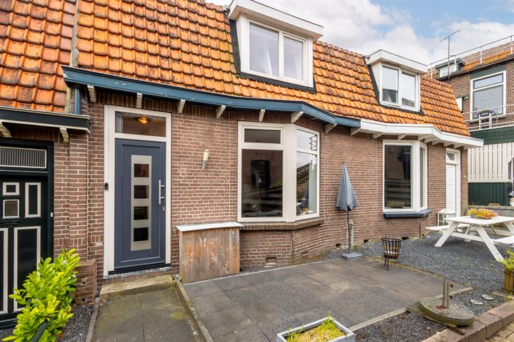 Baanhoek 121 in Sliedrecht foto