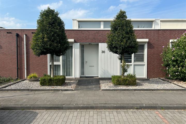 Baansteen 30 in Nistelrode foto