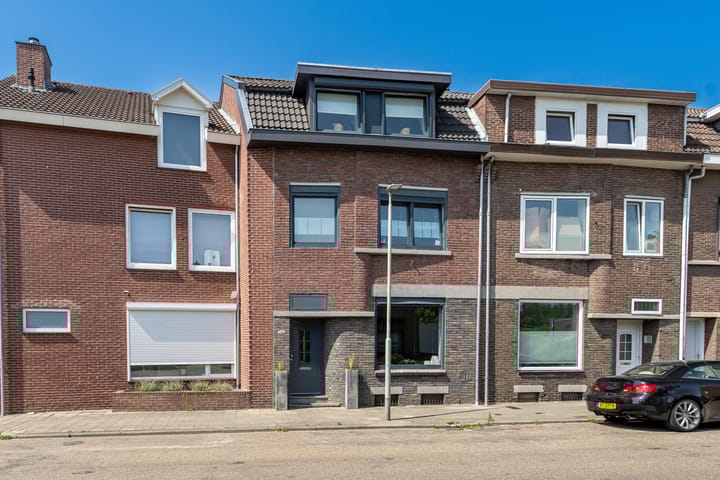 Baanstraat 136 in Landgraaf foto