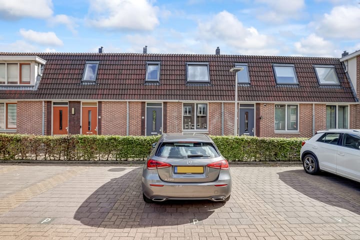 Baars 68 in Hendrik-Ido-Ambacht foto