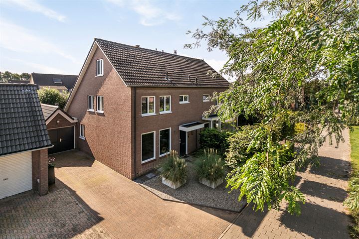 Bachstraat 16 in Millingen aan de Rijn foto