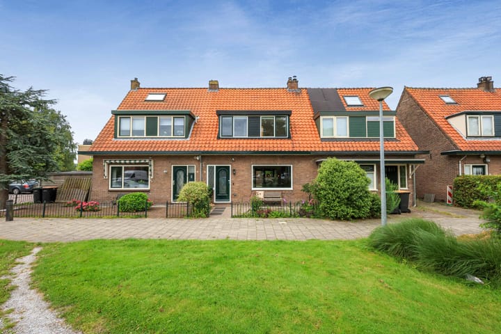 Badhuisstraat 20 in Wormer
