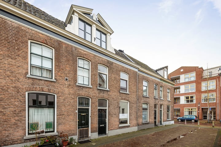 Badhuisstraat 6 in Deventer foto