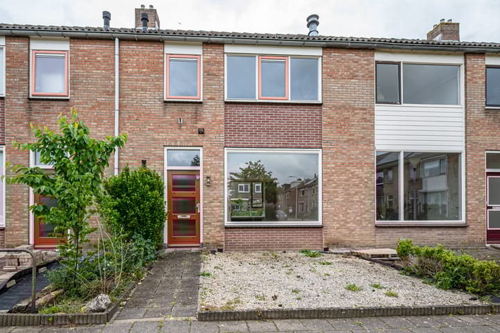 Badinckstraat 3 in Dalfsen foto