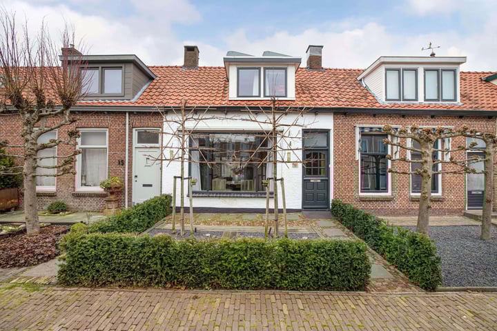 Badweg 17 in Heerenveen foto