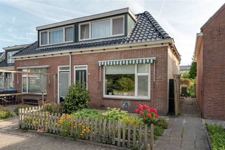 Badweg 59 in Heerenveen foto