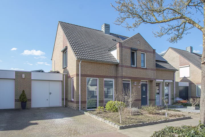 Baetserveldsingel 42 in Roggel foto