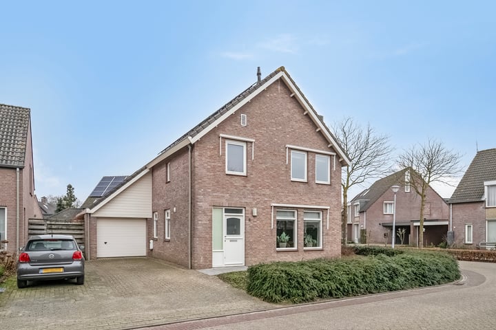 Bagijnenbocht 5 in Hooge Mierde foto
