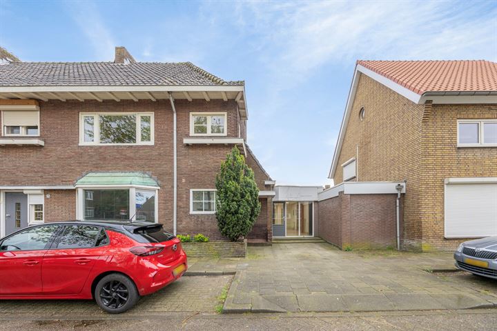 Bakelsedijk 73 in Helmond foto