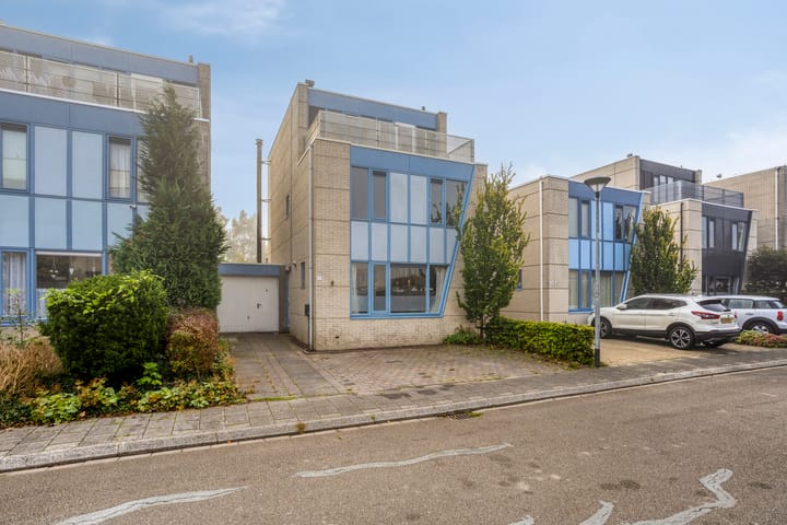 Bakemastraat 7 in Groningen foto