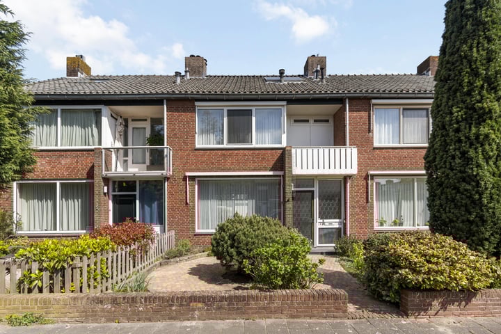 Bakkerdreef 4 in Voorschoten foto