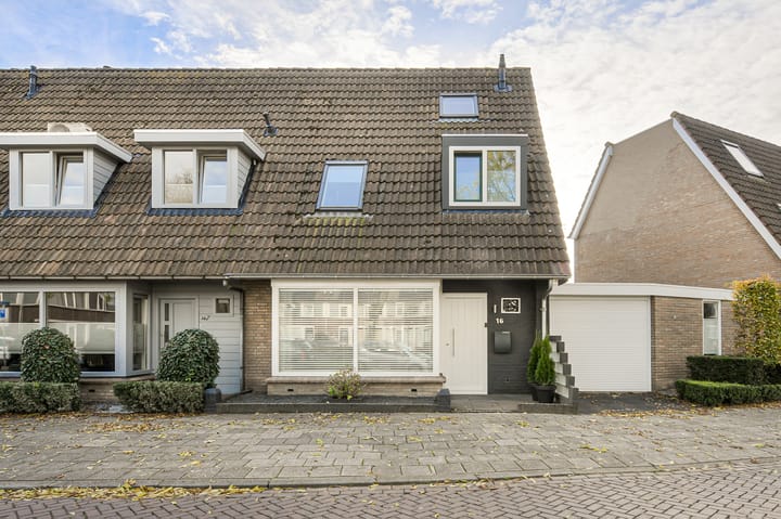 Bakkerstraat 16 in Oosterhout foto