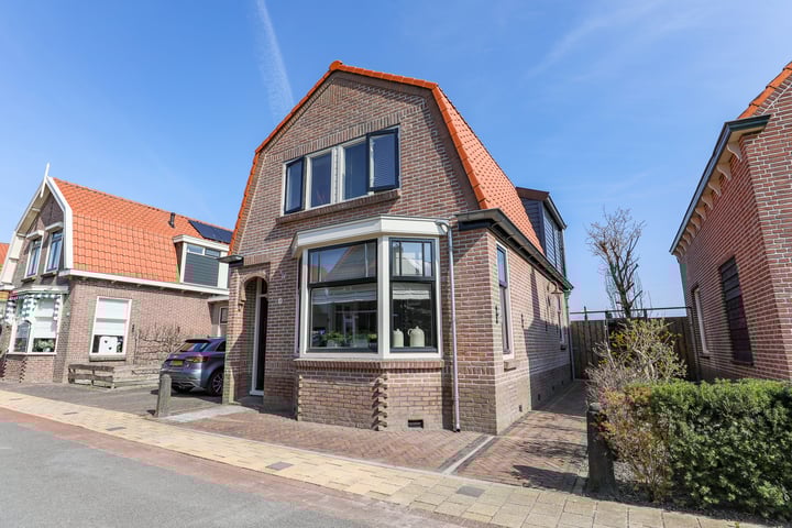 Bakkerstraat 19 in Bovenkarspel foto