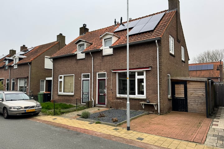 Bakkerstraat 24 in Bovenkarspel foto