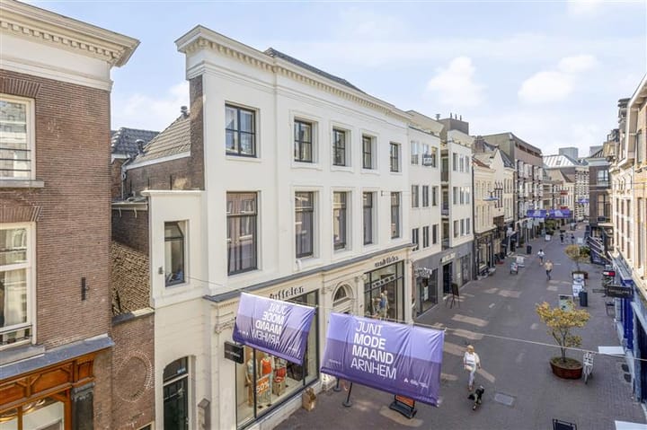 Bakkerstraat 62-5 in Arnhem foto