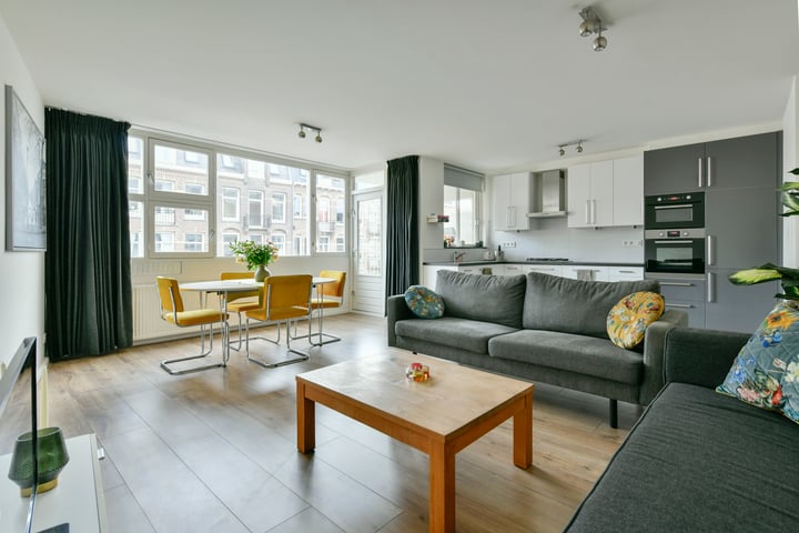 Balistraat 83F in Amsterdam foto