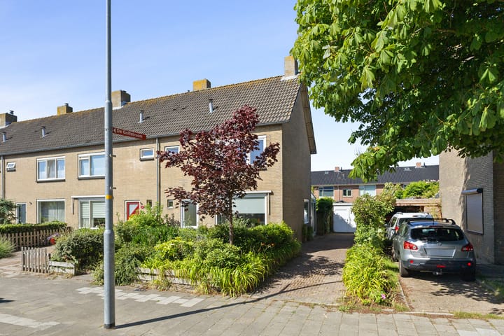 Baljuwstraat 16 in Den Helder foto