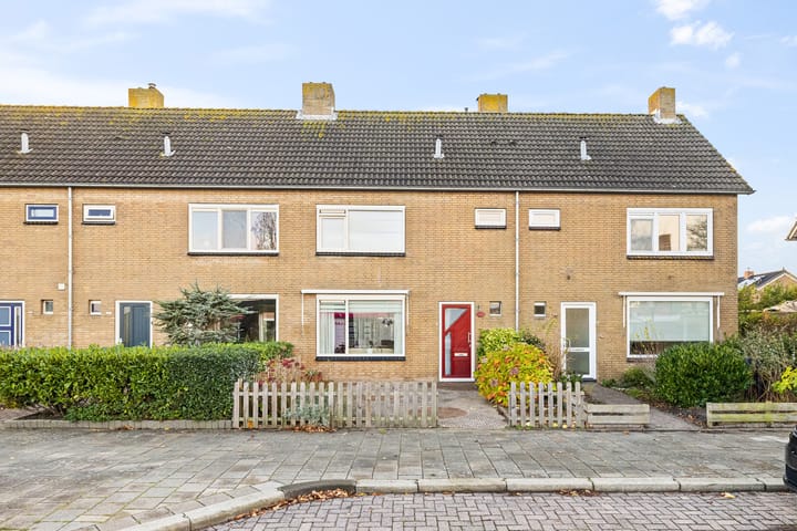 Baljuwstraat 18 in Den Helder foto