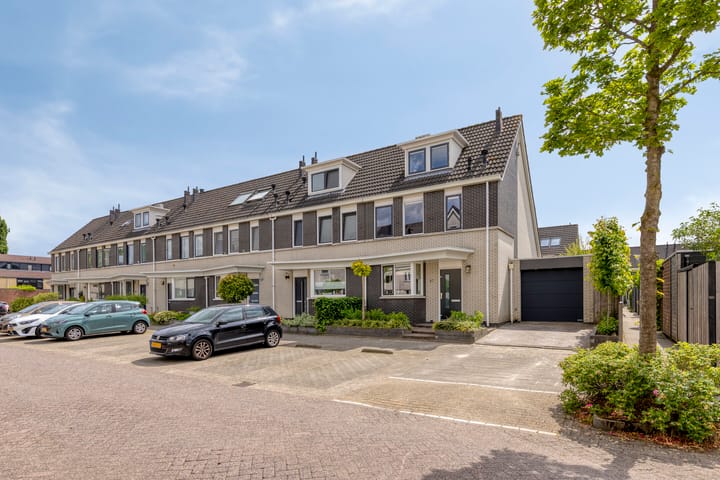 Ballade 67 in Zwijndrecht foto