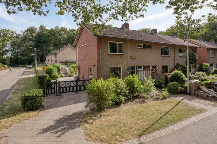 Banekaterveld 12 in Colmschate foto