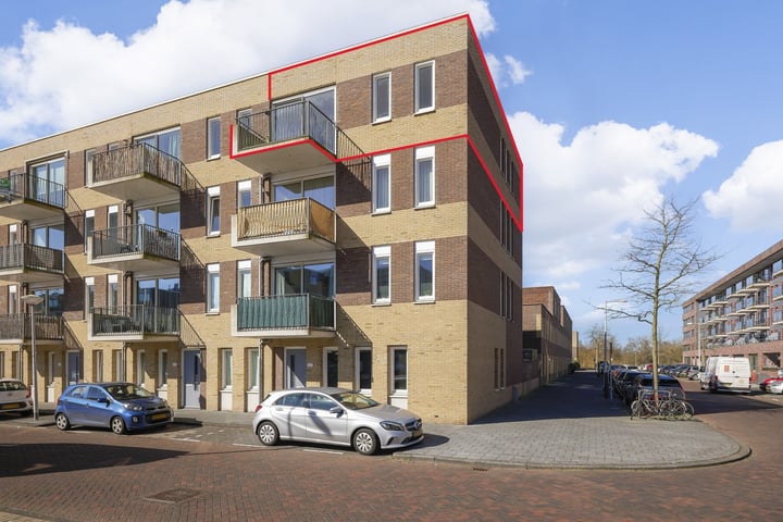 Banne Buikslootlaan 117F in Amsterdam foto