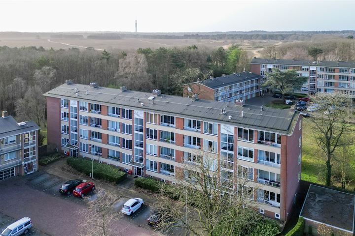 Barbaragaarde 18 in Bussum foto