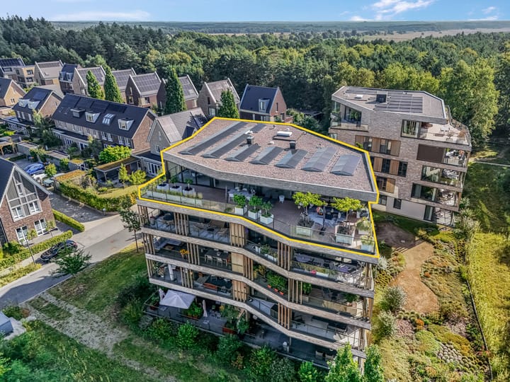 Barend Veenendaalstraat 20 in Ede foto