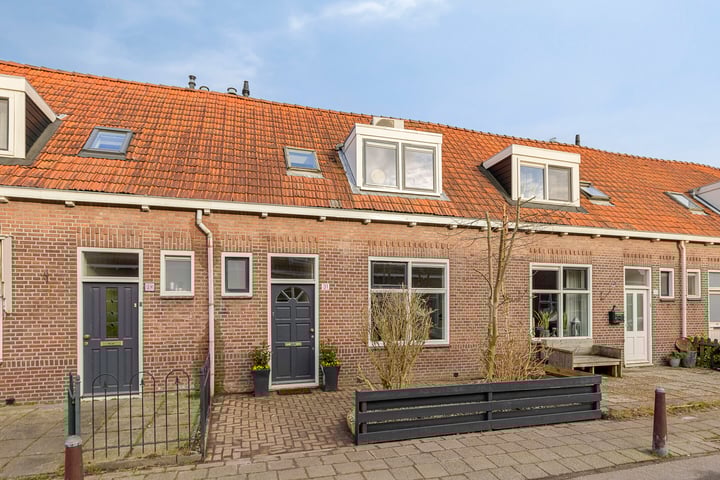Barent Fockesstraat 31 in Leeuwarden foto