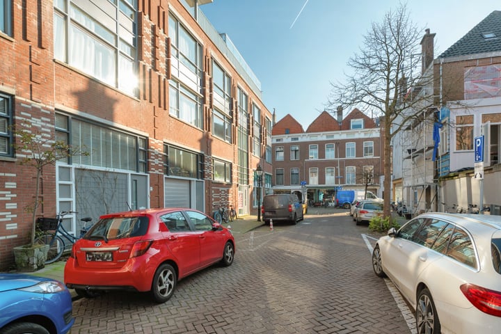 Barentszstraat 1J in 's-Gravenhage foto