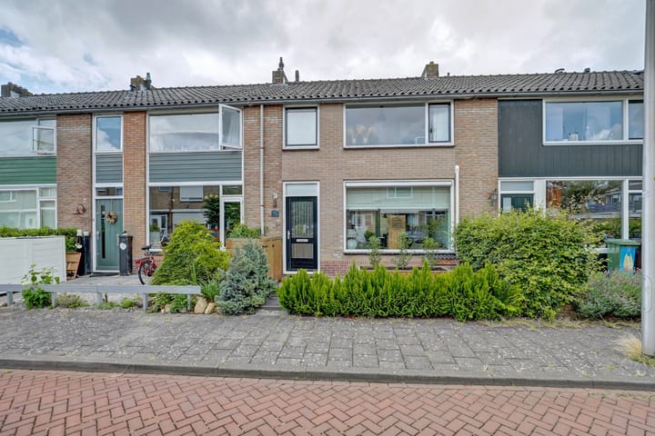 Barentszstraat 35 in Alphen aan den Rijn foto