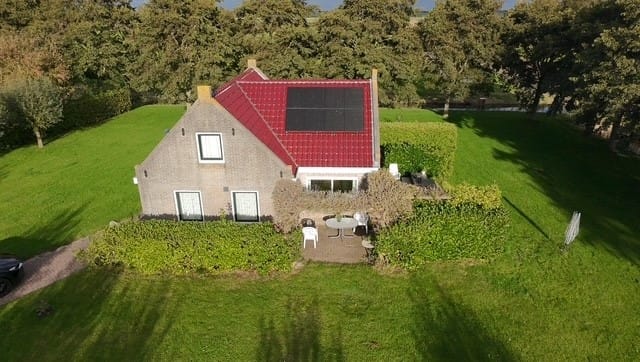 Bargereed 104 in Tzummarum foto