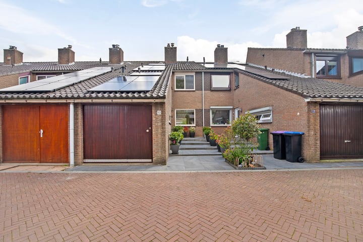 Barnsteenstraat 10 in Alphen aan den Rijn foto