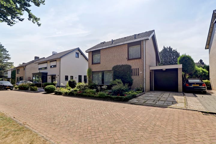 Baron van Erplaan 30 in Baarlo foto