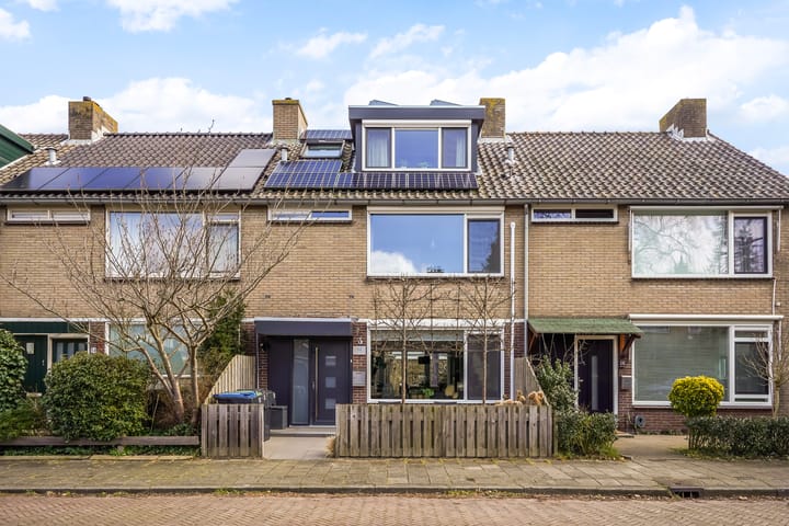 Baron van Ghentlaan 52 in Voorschoten foto
