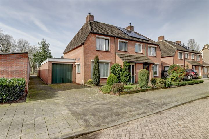 Foto van woning Baronielaan 15, Alphen