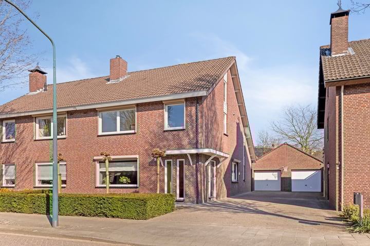 Baronielaan 44 in Alphen